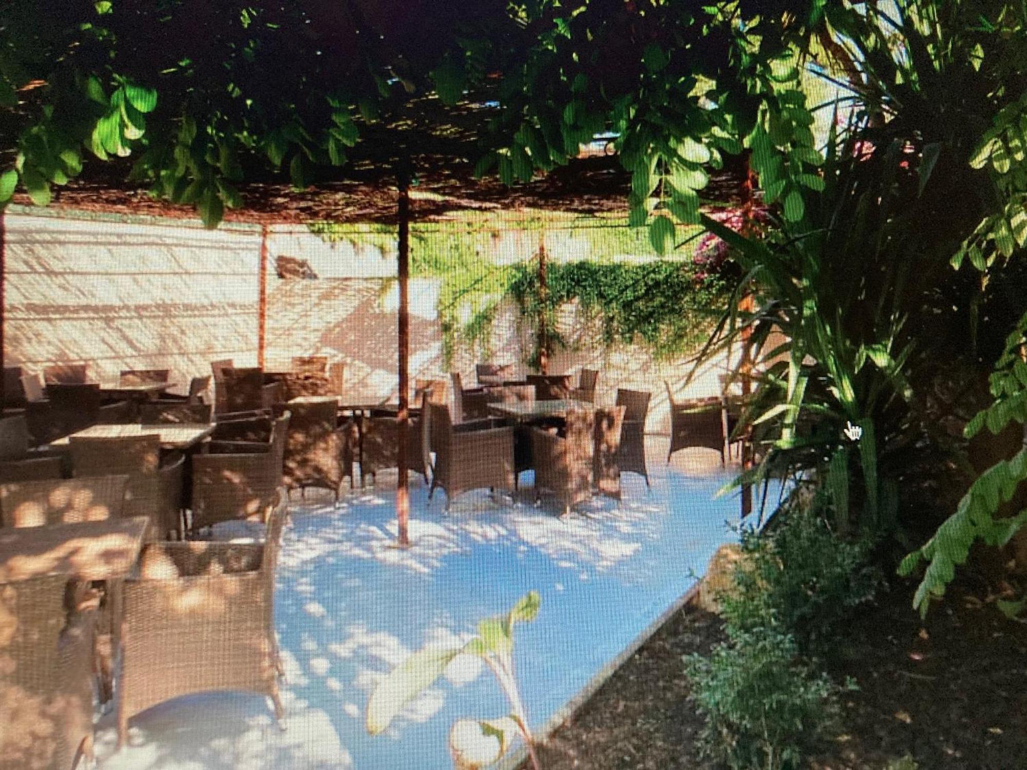 Auberge Sainte Marguerite La Garde  Eksteriør billede